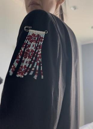 Жива брошка з бісеру 9