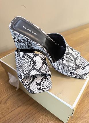 Мюлі michael kors merriam wedge, оригінал 7