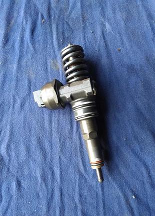 Паливний насос насос- 038130073aj vw audi seat skoda б/у оригінал