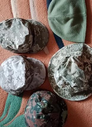 Головні убори військові