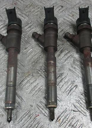 Форсунка дизельна toyota yaris 1.4 d4d 0445110085