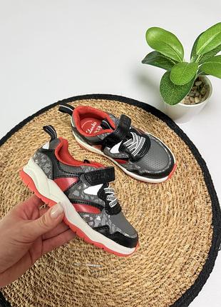 Кросівки clarks для хлопчика