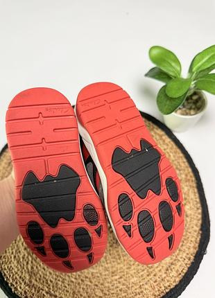 Кросівки clarks для хлопчика 6