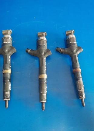 Форсунка дизельна toyota avensis t25 2.0 d4d 23670-0g010