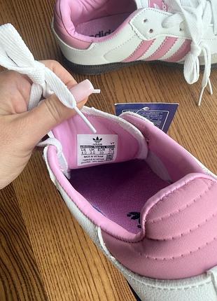 Кросівки adidas 33 6