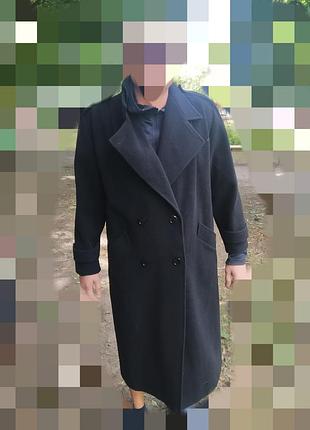 Винтажные шерстяное длинное черное двубортное пальто классического кроя с крупными лацканами