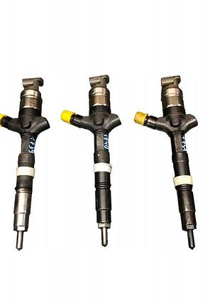 Форсунка дизельна 23670-0g010 2.0 d4d toyota fv