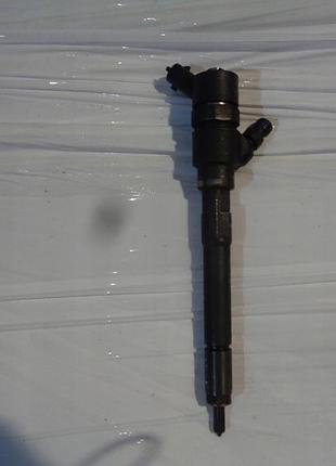Форсунка дизельна opel antara captiva 2.0 0445110243