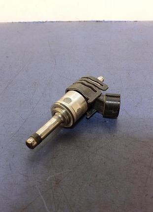 Форсунка дизельна toyota corolla e21 2.0b 23250-24010