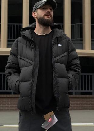 Стильний чоловічий зимовий пуховик nike storm-fit windrunner primaloft — одна з найпопулярніших зимових моделей nike