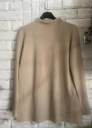 Гарний ніжний светр із 100% wool від бренду d. exterior