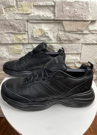 Оригінальні кросівки adidas strutter