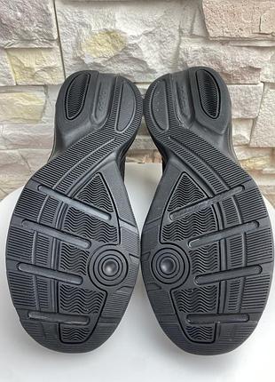 Оригінальні кросівки adidas strutter 5