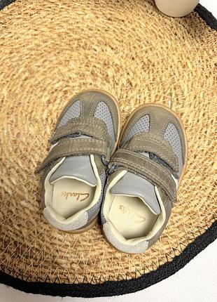 Кросівки clarks для хлопчика 7