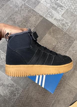 Дитячі утеплені хайтопи adidas turnaround mid kids