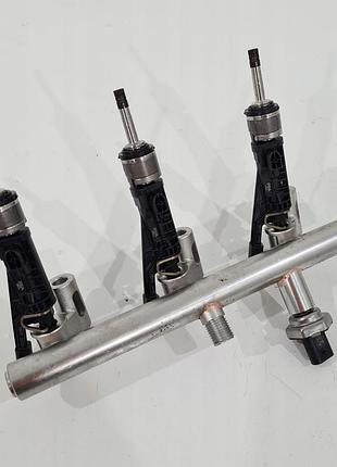 Форсунка паливна датчик бензинова 9841159780 9833185380 136 к.с. 1.2 hn09 peugeot citroen opel б/у оригінал