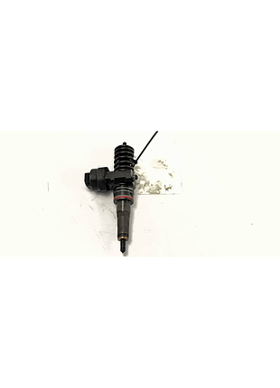 Форсунка дизельна 0414720015 volkswagen golf iv