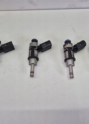 Форсунка топливная audi 2.0tfsi бензинова 06f906036g 0261500039 б/у оригинал