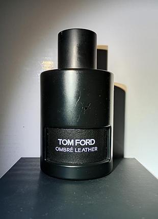 Парфмированная вода touch ford ombré leather объемом 100 мл.
страна производитель: швейцария (made in switzerland) батч-код: a48 / t5y3 оригинал