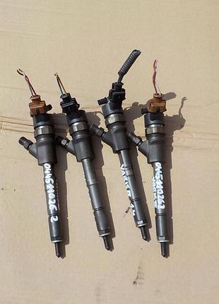 Форсунка дизельна toyota yaris ii 1.4 d4d 0445110262