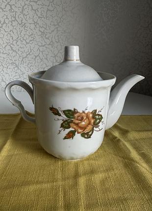 Радянськиц вінтажний заварник