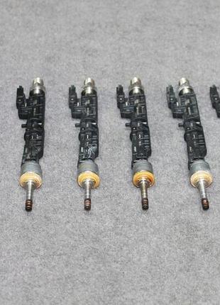 Форсунка топливная bmw g30 f90 g11 g15 f92 g05 g06 g07 - s63 n63 бензинова 7852362 б/у оригинал