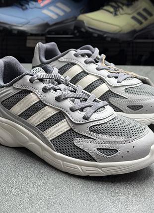 Дитячі кросівки adidas ki3933