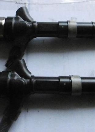 Форсунка топливная wrtyski тойота 23670-0g040 toyota d4d б/у оригинал