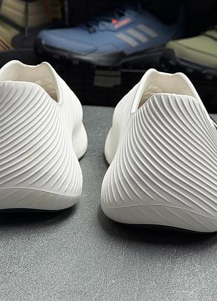 Тапки білі adidas 41 р 4