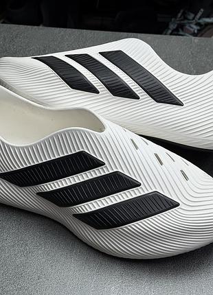 Тапки білі adidas 41 р 3