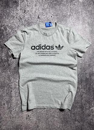 Чоловіча футболка adidas розмір s