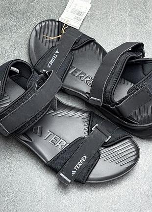 Чорні босоніжки adidas terrex jq2231