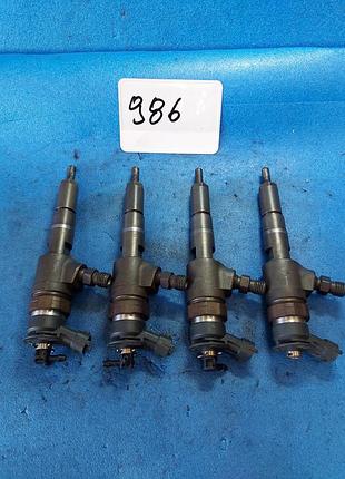 Форсунка дизельна peugeot 1.4 hdi форсункаи 0445110135 bosch