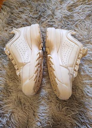 Кроссовки женские 6
