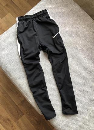 Дитячі спортивні штани nike