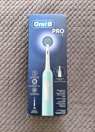 Електрична зубна щітка oral-b pro series 1, без насадки