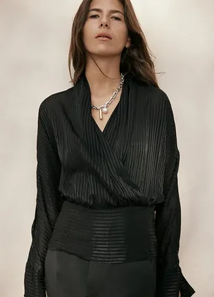 Zara сатинова блуза р.l