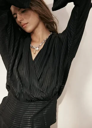 Zara сатинова блуза р.l 2