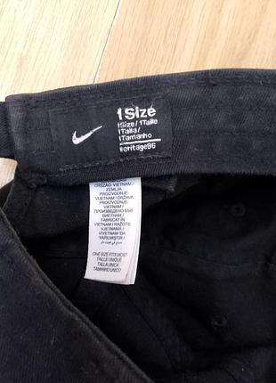 Бейсболка  ван сайз. nike 5