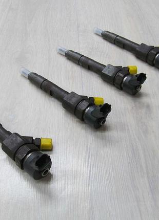 Форсунка топливная renault 1.9 dci 0445110110b б/у оригинал