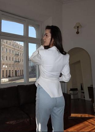 Піджак молочний 2