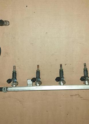 Форсунка топливная strip jetta v 2.5 бензин 07k906031c б/у оригинал
