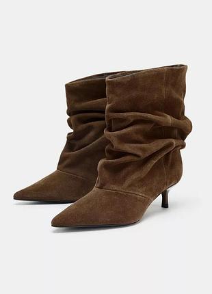 Черевики жіночі коричневі із збірками zara new