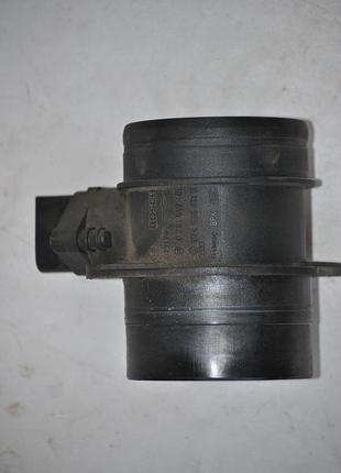 Дмрв розходомір повітря volkswagen audi 028100461 074 906 461b 2.0, б/в оригінал