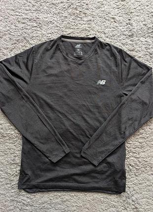 Кофта new balance, size xs (по факту s), плечи 39 подмышки 45 рукав 64 длина 66, хорошо тянется.