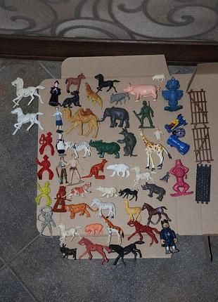 Індіанці ковбої тварини та інше набір