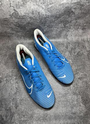 Оригінальні сороконіжки nike 2