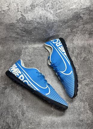 Оригінальні сороконіжки nike 3