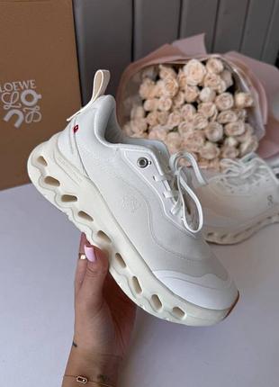 😍 жіночі кросівки loewe x on cloudtilt white beige