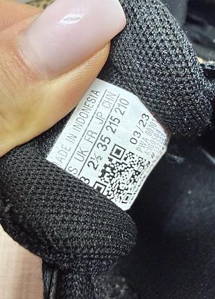 Оригінальні кросівки adidas 7